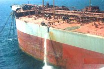 بريطانيا تحذر من كارثة بيئية في اليمن