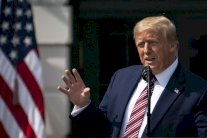 ترمب يتحدى نتائج الاستطلاعات: مزيفة!