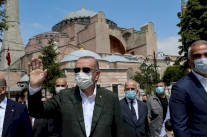 إردوغان يقوم بزيارة 