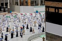 السعودية تجند التكنولوجيا لسلامة الحجاج