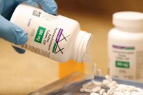 ترمب: كورونا مفتعل لمنعي من ولاية ثانية