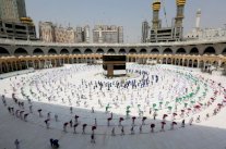 مناسك الحج تسير في ظل إجراءات استثنائية بسبب فيروس كورونا