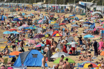 أوروبا: القيظ وكورونا يتحالفان ضد التدابير الصحية