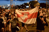 صدامات بين الشرطة ومحتجين عقب انتخابات بيلاروسيا