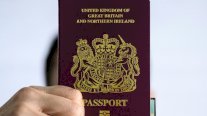 بريطانيا تطلق تأشيرة جديدة لمواطني هونغ كونغ الراغبين في الرحيل من المنطقة