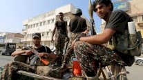 الحكومة اليمنية: الحوثيون يستخدمون المدنيين دروعًا بشرية