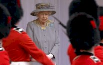 الملكة تحتفل بعيد ميلادها الرسمي 