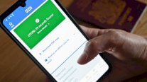 بريطانيا تتجه لإصدار جواز سفر اللقاح