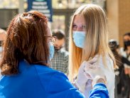 بريطانيا لتطعيم ما بين 12 و15 عاماً