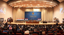 العراق: حلّ البرلمان وتحول الحكومة لتصريف أعمال