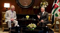 عاهل الأردن يلتقي الأمير تشارلز