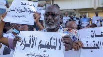 قطع الانترنت وإغلاق الجسور قبل تظاهرات جديدة في السودان