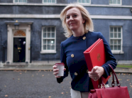 بريطانيا: شؤون بريكست بيد وزيرة الخارجية 