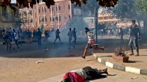قتيل و125 جريحاً في أضخم تظاهرات في السودان منذ انقلاب البرهان