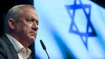 غانتس: إسرائيل عرضت المساعدة على لبنان.. فرفض