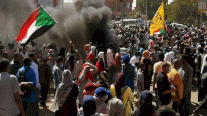 آلاف السودانيين يتظاهرون مجدّداً ضدّ الانقلاب