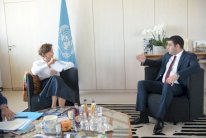 وزير الثقافة المغربي يجري مباحثات مع المديرة العامة لليونسكو في باريس