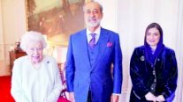 سلطان عمان يبعث برقية تعزية إلى ملك بريطانيا تشارلز الثالث