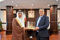 وزير العدل المغربي يتباحث مع نظيره البحريني في المنامة