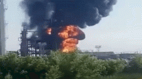هجوم بطائرة مسيّرة يتسبّب بحريق في مصفاة للنفط في جنوب روسيا