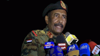 قائد الجيش السوداني يصل إلى مدينة بورتسودان في شرق البلاد