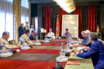 ملك المغرب يوجه لاتخاذ عدة إجراءات مستعجلة لمواجهة تداعيات الزلزال