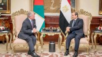 السيسي والعاهل الأردني يؤكدان ضرورة التحرك الدولي لإغاثة أهالي غزة