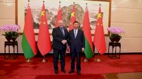 رئيسا الصين وبيلاروسيا يثنيان على تعزيز العلاقات الثنائية