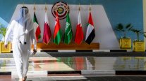 القمة الخليجية تدين 