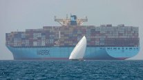 أزمة السفن في البحر الأحمر تُثير قلق المصارف وشركات الشحن