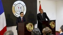 وزير الخارجية الفرنسي يعلن من مصر رفضه