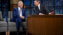 بايدن في برنامج فكاهي لاجتذاب الناخبين المترددين