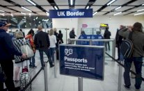 فوضى في جميع مطارات بريطانيا