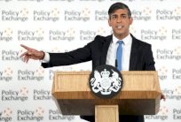 سوناك: العالم كان أقرب الى أزمة نووية كأزمة صواريخ كوبا