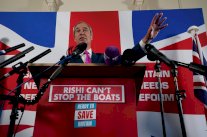 فاراج قد يشكل شوكة في خاصرة حزب المحافظين