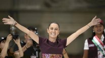 مرشحة اليسار الحاكم كلاوديا شينباوم أول رئيسة في تاريخ المكسيك