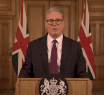 ستارمر: إيران تدفع المنطقة نحو الهاوية