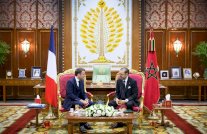 ماكرون يبحث مع محمد السادس الانتقال نحو مرحلة جديدة للعلاقات بين البلدين