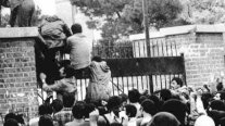 6 أمور قد لا تعلمها عن اقتحام السفارة الأمريكية بإيران العام 1979