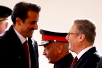بريطانيا وقطر توقعان اتفاقيات أمنية وتجارية