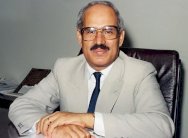 الديوان الملكي البحريني ينعي المستشار محمد جابر الأنصاري