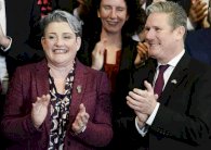 بريطانيا: دالتون وزيرة لشؤون الصحة بدلا من المطرود غوين