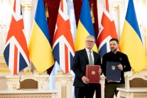 بريطانيا: تأكيد دور أوكرانيا القوية بتشكيل مستقبلها 