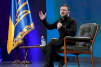 هل يخضع زيلينسكي لمطالب ترامب؟