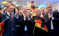 المحافظون ينتصرون في ألمانيا وشولتز يقر بالهزيمة