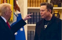 إيلون ماسك يزعم: هناك من يحاول قتلي!