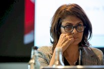 تعرفوا على الوزيرة المسيحية الوحيدة في حكومة الشرع