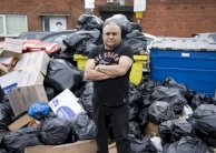 برمنغهام البريطانية تغرق في بحر من النفايات