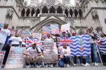 ستارمر يوقع اتفاق تسليم جزر شاغوس لموريشيوس