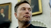 إيلون ماسك يغادر منصبه كمستشار في إدارة ترامب